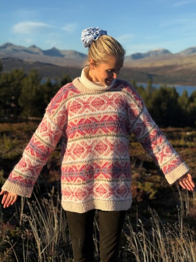House Of Yarn IR 04 01 Cortina genser House Of Yarn IR 04 01 Cortina genser