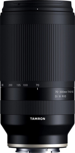 Tamron 70-300mm Telefoto Zoomobjektiv Sony E med f/4.5-6.3 Tamron 70-300mm Telefoto Zoomobjektiv Sony E med f/4.5-6.3