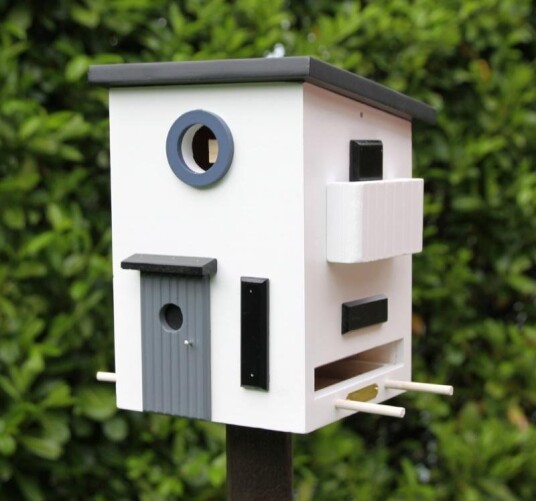 Wildlife Garden Fuglehus Og Fuglemater. Funkishus