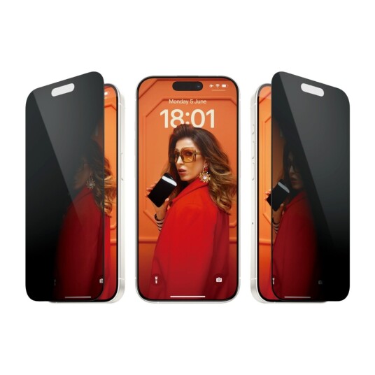Panzerglass Privacy Skjermbeskytter til iPhone 15 Pro - Ultra-Wide Fit