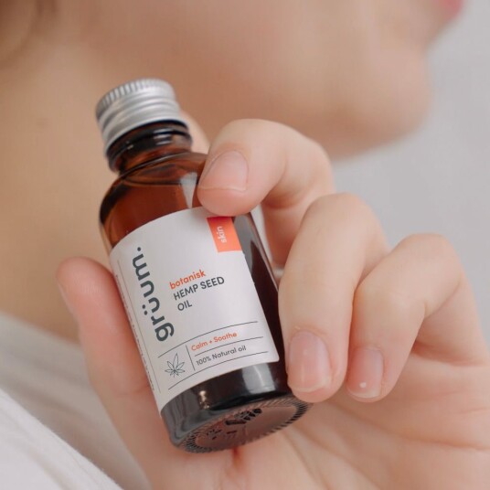 grüum botanisk Hemp Seed Oil