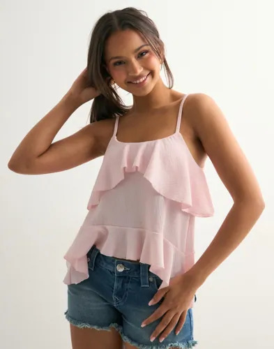 Nelly Rosa Cute Flounce Strap Top