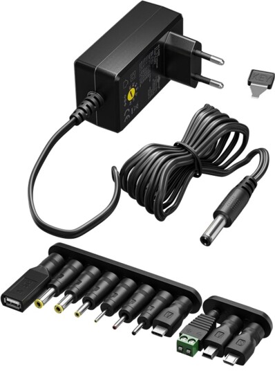 Universell strømforsyningsenhet med 11 adaptere, 3V - 12V, maks 12W