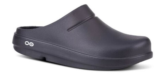 OOFOS Oocloog Black
