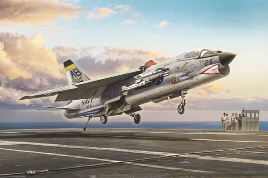 Italeri F-8E Crusader 1:72 Modellfly bygd for detaljert bygging