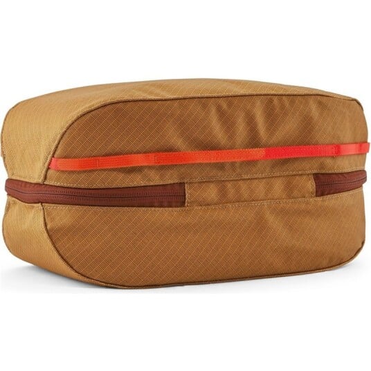 Patagonia Black Hole Cube 6L Talon Gold Patagonia Black Hole Cube 6L Talon Gold