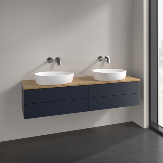 Villeroy & Boch Antao Servantskap med 4 skuffer 160x50x36 cm m/lys Blå Matt/Eik Villeroy & Boch Antao Servantskap med 4 skuffer 160x50x36 cm m/lys Blå Matt/Eik