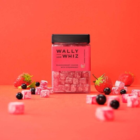 Wally And Whiz Solbær Med Jordbær Cube 240G Wally And Whiz Solbær Med Jordbær Cube 240G