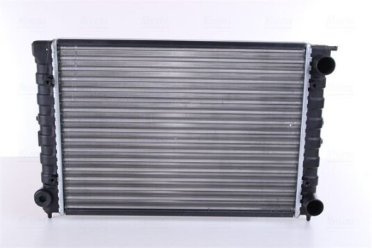Radiator NISSENS 651811 Radiator NISSENS 651811