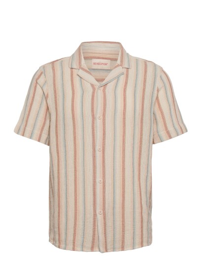 Revolution Short Sleeved Cuban Shirt Multi/patterned XL Revolution Short Sleeved Cuban Shirt Multi/patterned XL