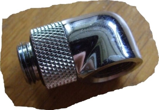 Barrow-Adapter 90 Grader G1/4" Hann Til G1/4" Hunn – Roterbar Sølv