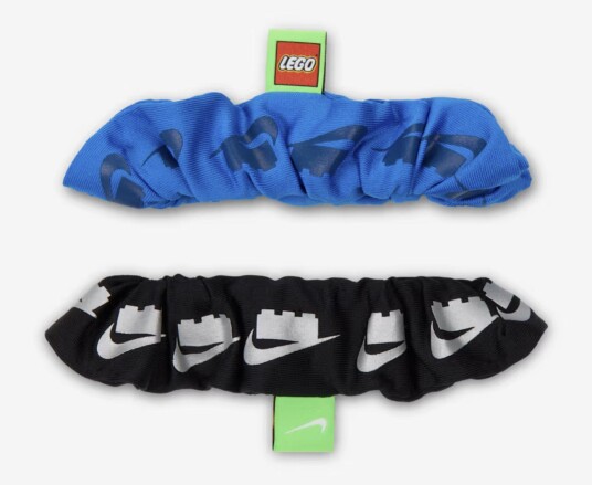 Lego Nike x LEGO Collection Scrunchie strikker 2 pakning 5010016 Lego Nike x LEGO Collection Scrunchie strikker 2 pakning 5010016