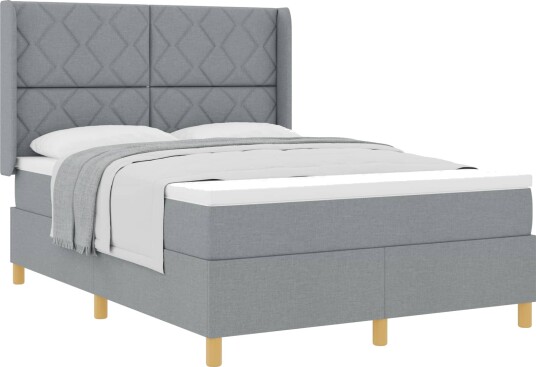 Box Spring Seng med Madrass Lys Grå 140x200 cm Stoff Box Spring Seng med Madrass Lys Grå 140x200 cm Stoff