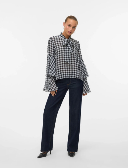 Vero Moda Vmsia Ls Flounce Top Wvn Ga   Black   M