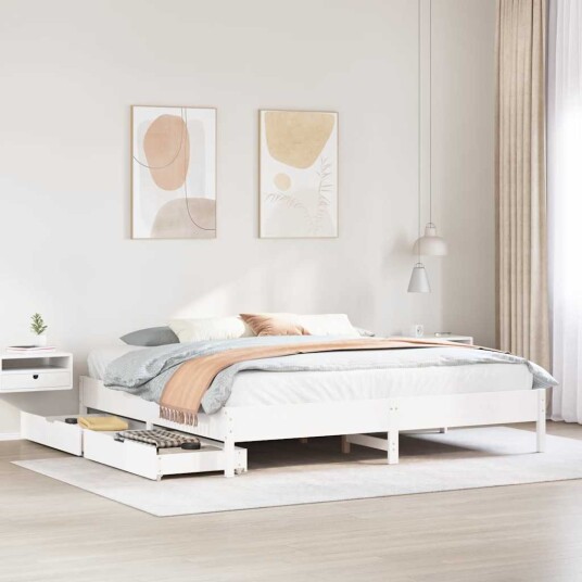  Sengeramme med madrass hvit 200x200 cm heltre furu 8721102940880