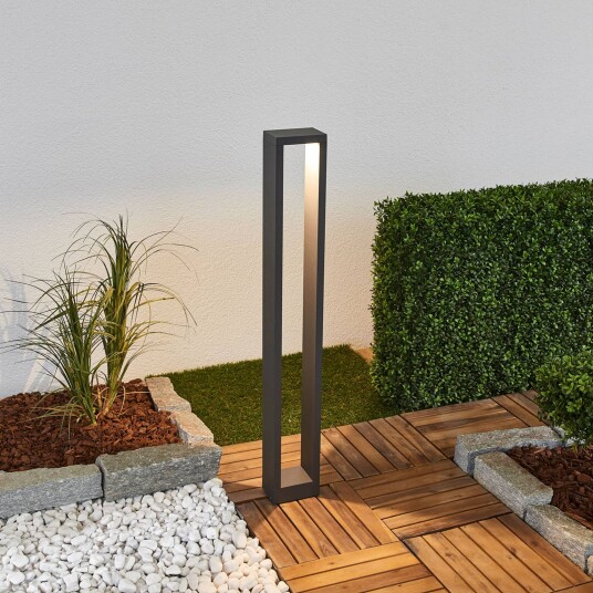 Lucande Firkantet LED-pullertlampe Jupp, 90 cm