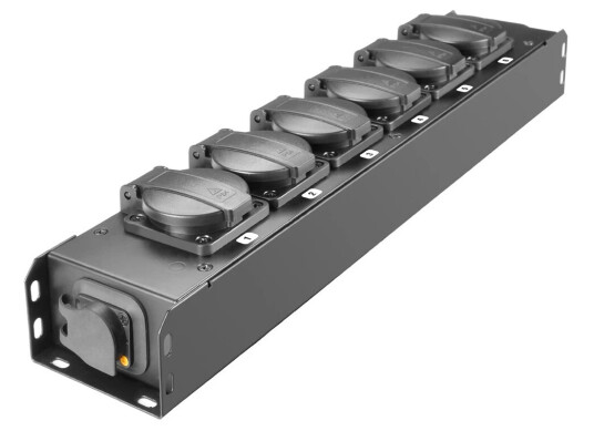 Adam Hall Accessories Pro Port 6 T Power Strip 6x Ip54 + 1x Tr1 In/out Adam Hall Accessories Pro Port 6 T Power Strip 6x Ip54 + 1x Tr1 In/out