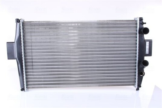 Radiator NISSENS 63328