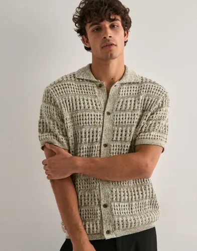 Les Deux Elvin Structure Knitted SS Shirt Kortermede skjorter Beige Les Deux Elvin Structure Knitted SS Shirt Kortermede skjorter Beige