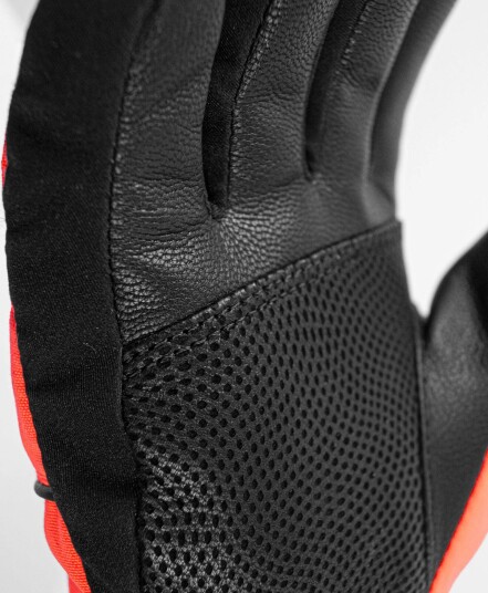 Reusch Worldcup Warrior R-TEX® XT JR black/fluo red 6,5 Reusch Worldcup Warrior R-TEX® XT JR black/fluo red 6,5