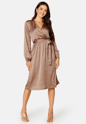BUBBLEROOM Gisele Satin Midi Dress Nougat 38 BUBBLEROOM Gisele Satin Midi Dress Nougat 38