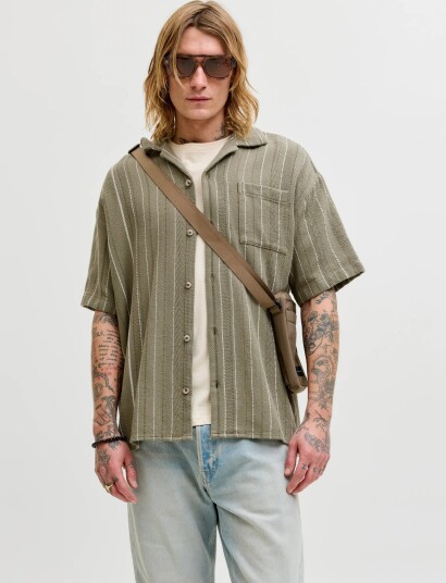 Jack & Jones Jjebradley Striped Resort Shirt Ss Ln   Khaki green   L