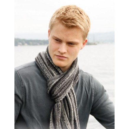 Caspian by DROPS Design Skjerf Strikkeoppskrift 150x22 cm