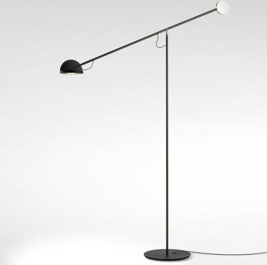 Copérnica P Gulvlampe 2700K 427lm Step dim