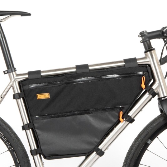 Restrap Full Frame veske Svart 9 Liter