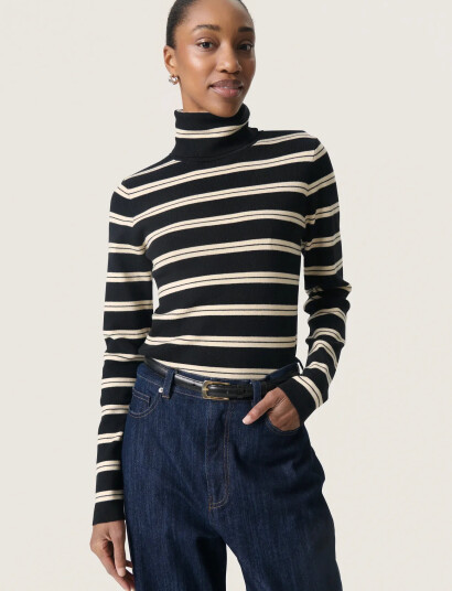 Soaked in Luxury Slspina Stri Ped Rollneck - Black - M