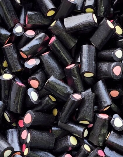 1 kg Kingsway Liquorice Cream Rock / Lakris med Fondantfyll
