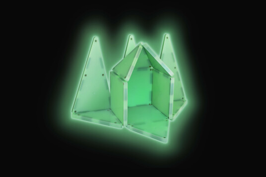 Magna-Tiles Glow in the dark 16 stk. Magna-Tiles Glow in the dark 16 stk.