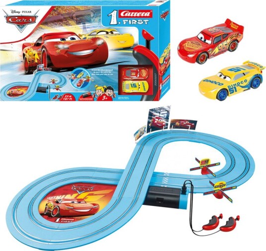 Carrera First Disney·Pixar Cars - Race of Friends Carrera First Disney·Pixar Cars - Race of Friends