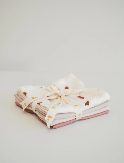 Fabelab Muslin 4-Pack - Into The Garden - Cream - ONE SIZE Fabelab Muslin 4-Pack - Into The Garden - Cream - ONE SIZE