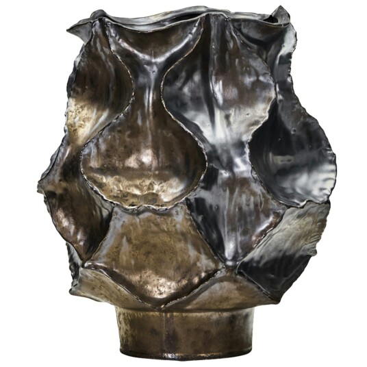 House Doctor Waves Vase 34 cm Antique metallic House Doctor Waves Vase 34 cm Antique metallic