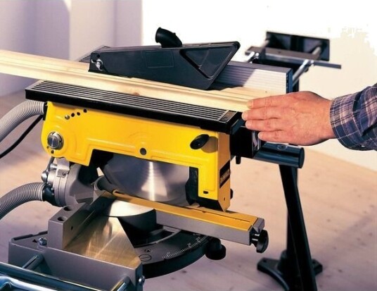 Dewalt 260mm Sirkelsagklinge med 80 Tenner for Bærbare og Stasjonære Maskiner Dewalt 260mm Sirkelsagklinge med 80 Tenner for Bærbare og Stasjonære Maskiner