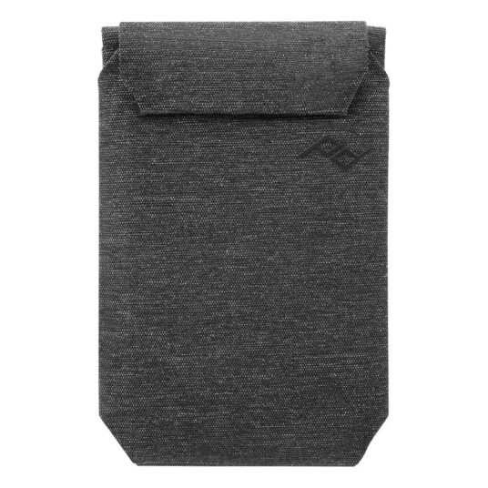 Peak Design Magnetisk Stoff Kortholder med Ståfunksjon - MagSafe Kompatibel - Charcoal Peak Design Magnetisk Stoff Kortholder med Ståfunksjon - MagSafe Kompatibel - Charcoal