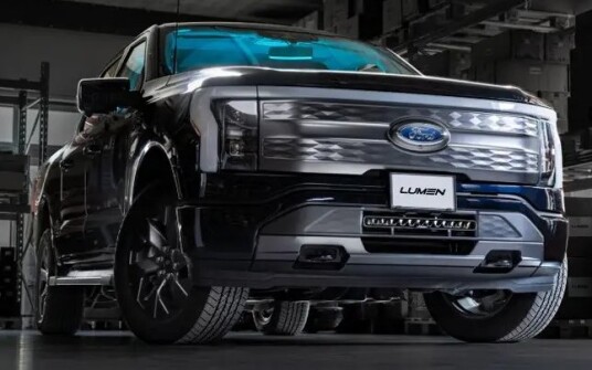Lumen grillkit Ford F150 Lightning 2022+. 22 984 lumen. Diskret og pen montering.
