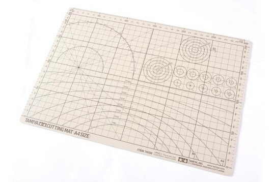 Tamiya 74056 CUTTING MAT A4/BEIGE