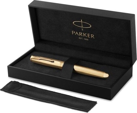 Parker Sonnet Cisel Special Edition Fountain Pen gold Finish Cap .Barrel and