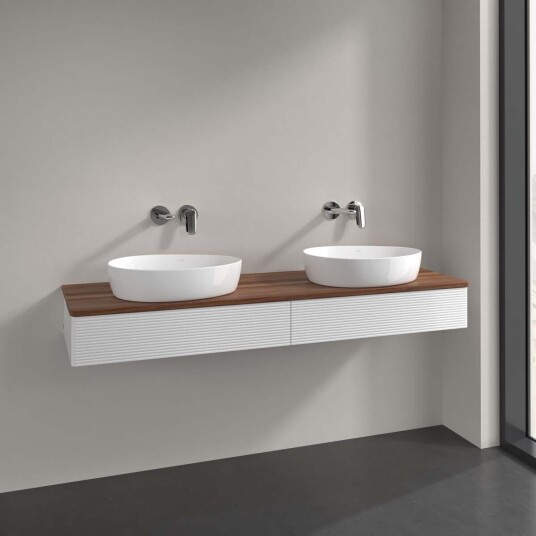 Villeroy & Boch Antao Servantskap med 2 skuffer 160x50x19 cm m/lys Hvit Blank/Valnøtt Villeroy & Boch Antao Servantskap med 2 skuffer 160x50x19 cm m/lys Hvit Blank/Valnøtt