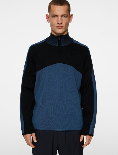 J. Lindeberg Tim Tech Knit Quarter Zip   Blue   S