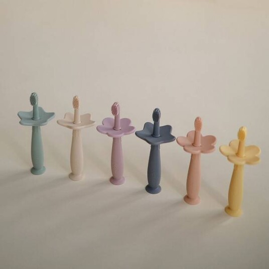 Mushie Star Training Tannbørste