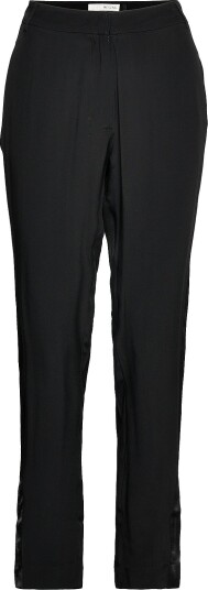 Pieszak | Siri Pant | 36