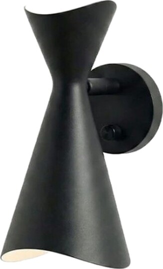 LYFA NINOTCHKA 125 Vegglampe Sort LYFA NINOTCHKA 125 Vegglampe Sort