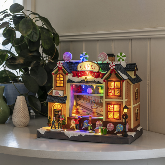 Godterifabrikk 26,5 cm 16 LED   Flerfarget