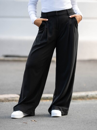 MSCH Copenhagen Henrika High Waisted Pants Sort L MSCH Copenhagen Henrika High Waisted Pants Sort L