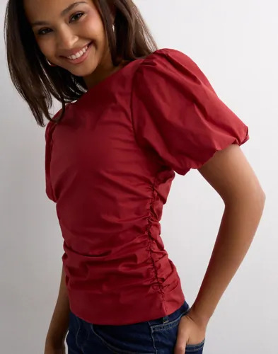Nelly Rød The Cutest Blouse