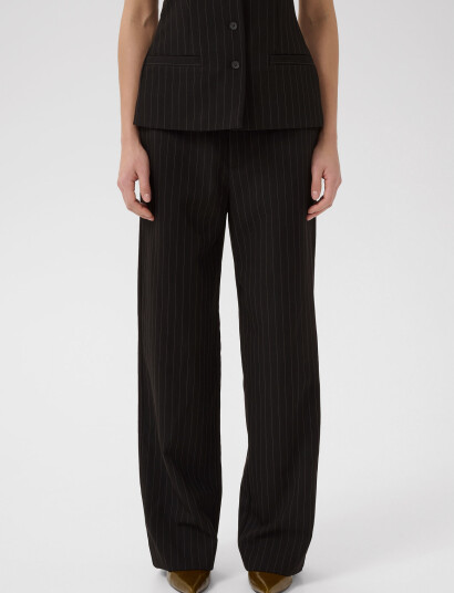 Gestuz Joellegz Pinstripe Mw Pants Noos - Black - 40 Gestuz Joellegz Pinstripe Mw Pants Noos - Black - 40