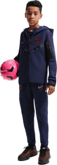 Barcelona Hettegenser Tech Fleece NSW Full Zip Svartblå Barn Nike størrelse S: 128 137 cm